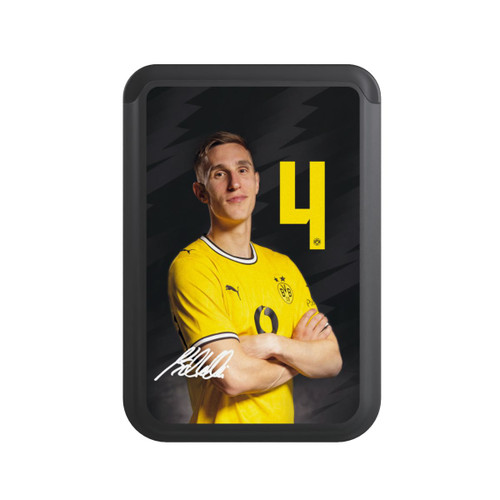  Cardholder Nico Schlotterbeck 26/27