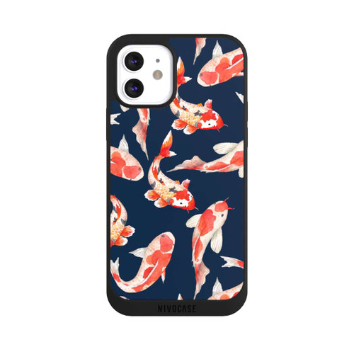 Apple iPhone 12 NIVOpure Koi auf blauem Hintergrund
