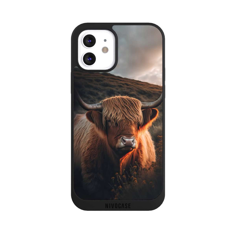 iPhone 12 NIVOpure Vache Highland avec de grandes cornes avec IA