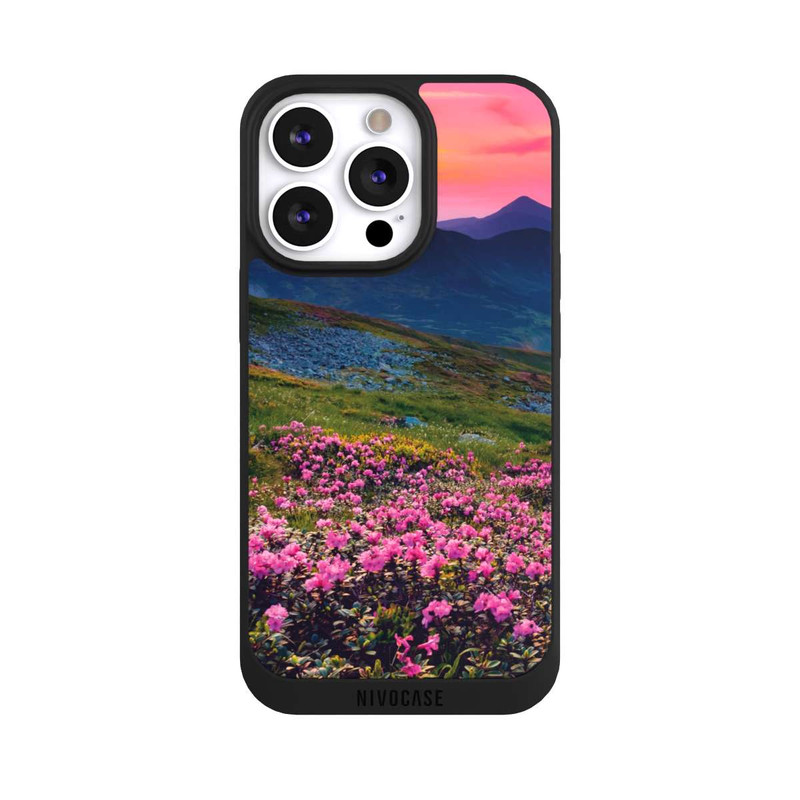 iPhone 13 Pro NIVOpure in den Wiesen