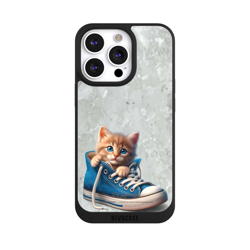 iPhone 13 Pro NIVOpure Cat in A Shoe