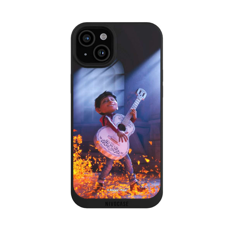 iPhone 15 Plus NIVOpure Miguel Coco Gitarrenfilm-Szene