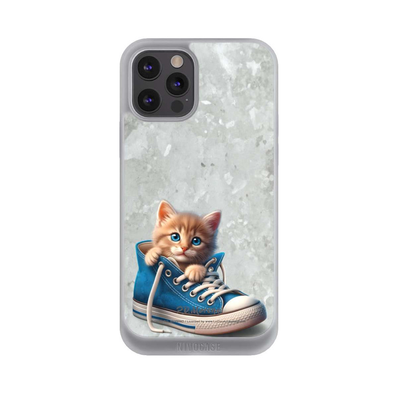 iPhone 12 Pro Max NIVOpure Cat in A Shoe