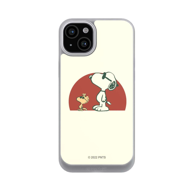 iPhone 15 Plus NIVOpure Snoopy Woodstock weit draußen
