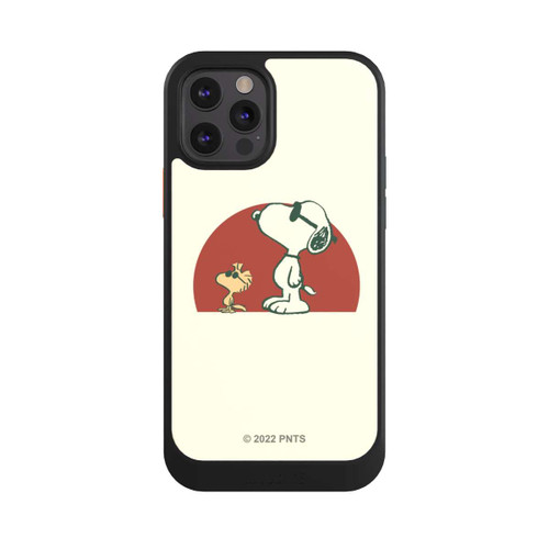 Apple iPhone 12 Pro NIVOcore Snoopy Woodstock weit draußen