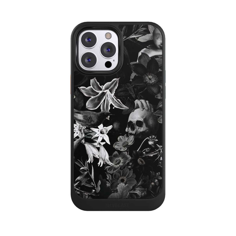 iPhone 13 Pro Max NIVOcore Totenköpfe und Blumen auf schwarzem Hintergrund