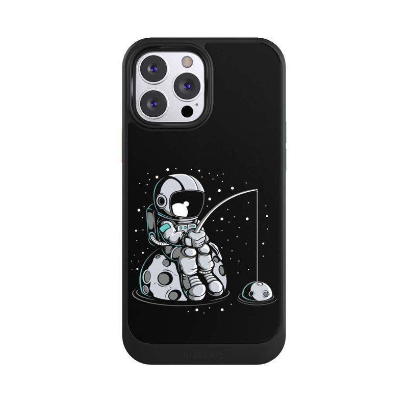 iPhone 13 Pro Max NIVOcore Astronaut Fishing