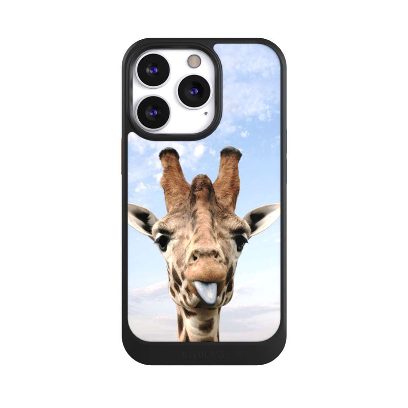 iPhone 13 Pro NIVOcore Giraffe On Road