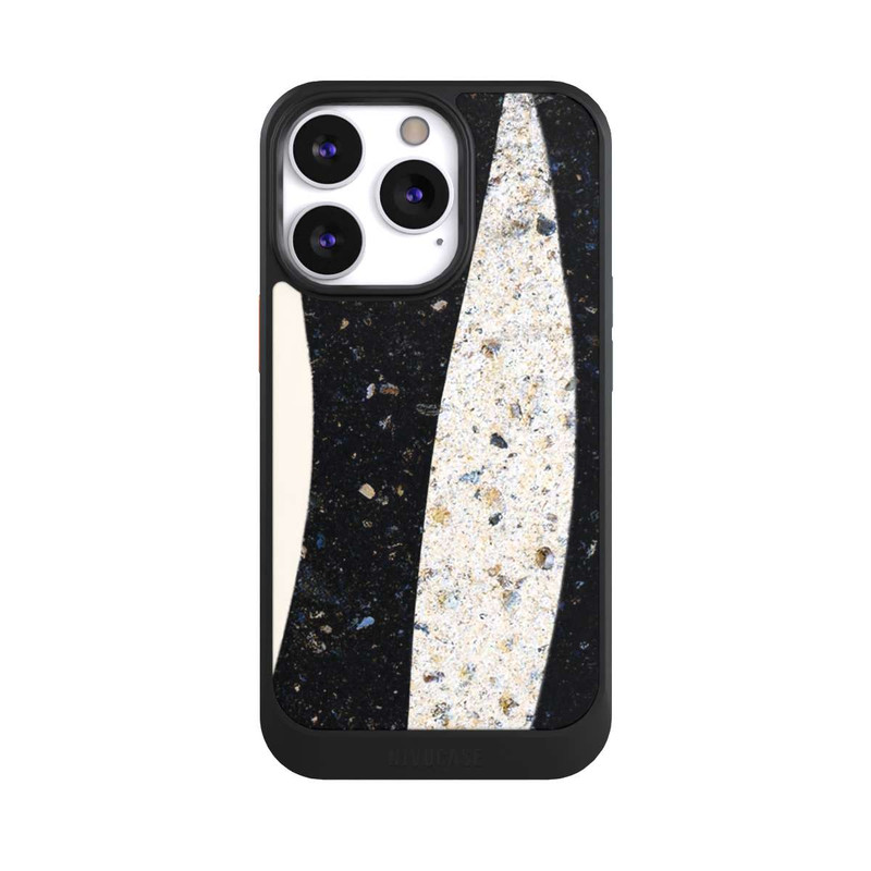 iPhone 13 Pro NIVOcore Dazwischen
