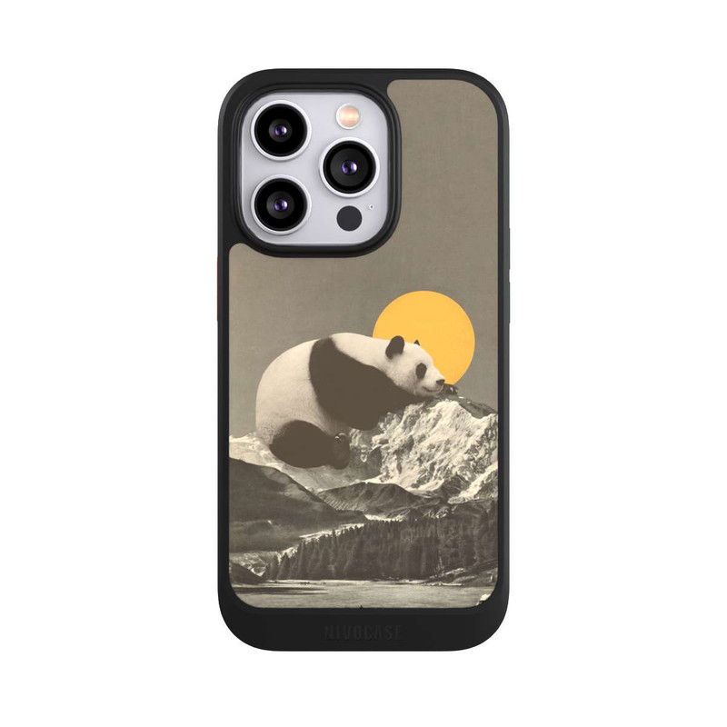 iPhone 14 Pro NIVOcore Riesenpanda macht ein Nickerchen