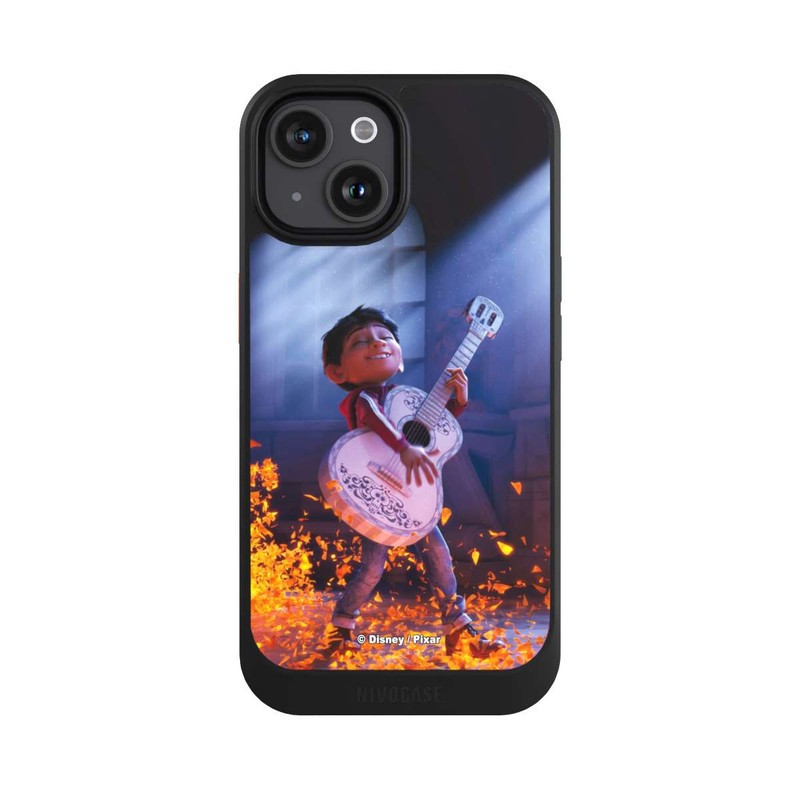 iPhone 15 NIVOcore Miguel Coco Guitar Film Scene