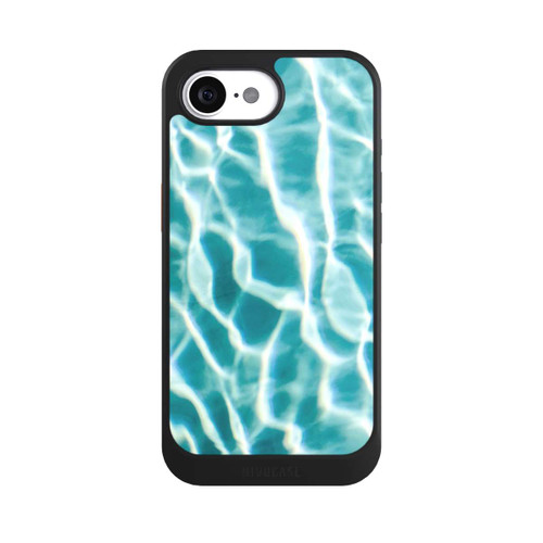 Apple iPhone 16e NIVOcore Wasserreflexionen 3