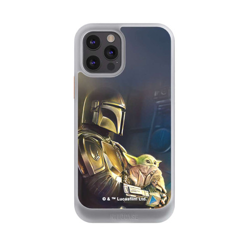 Apple iPhone 12 Pro NIVOcore Mandalorianer und Grogu im Schiff