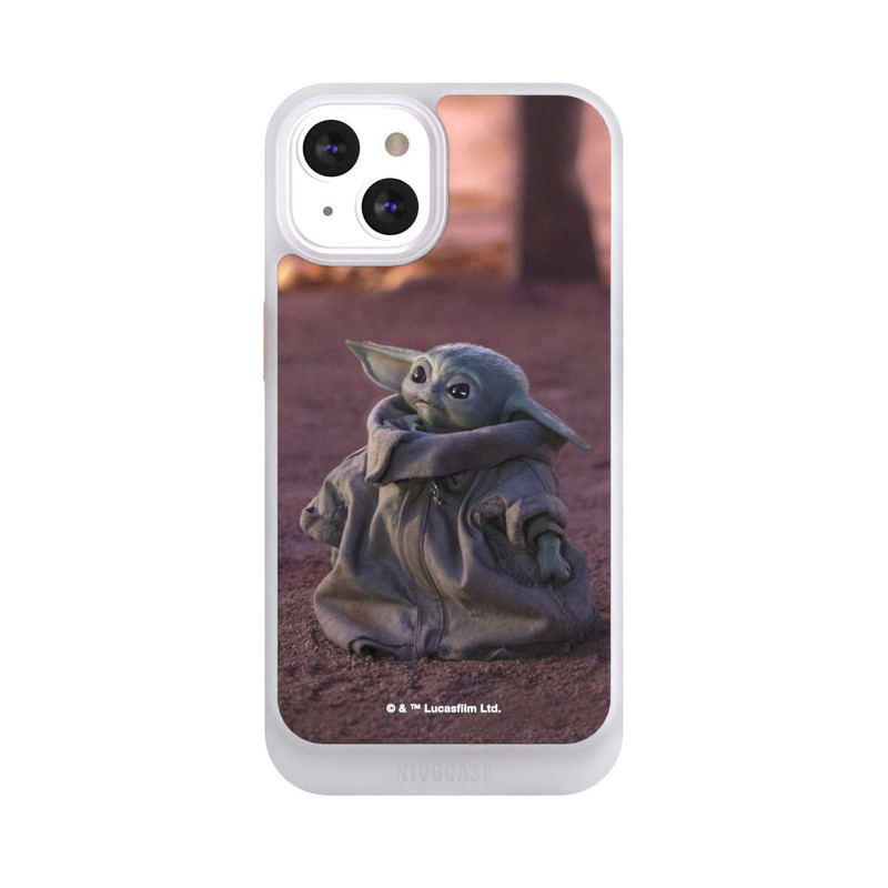 iPhone 13 NIVOcore The Child schaut nach oben