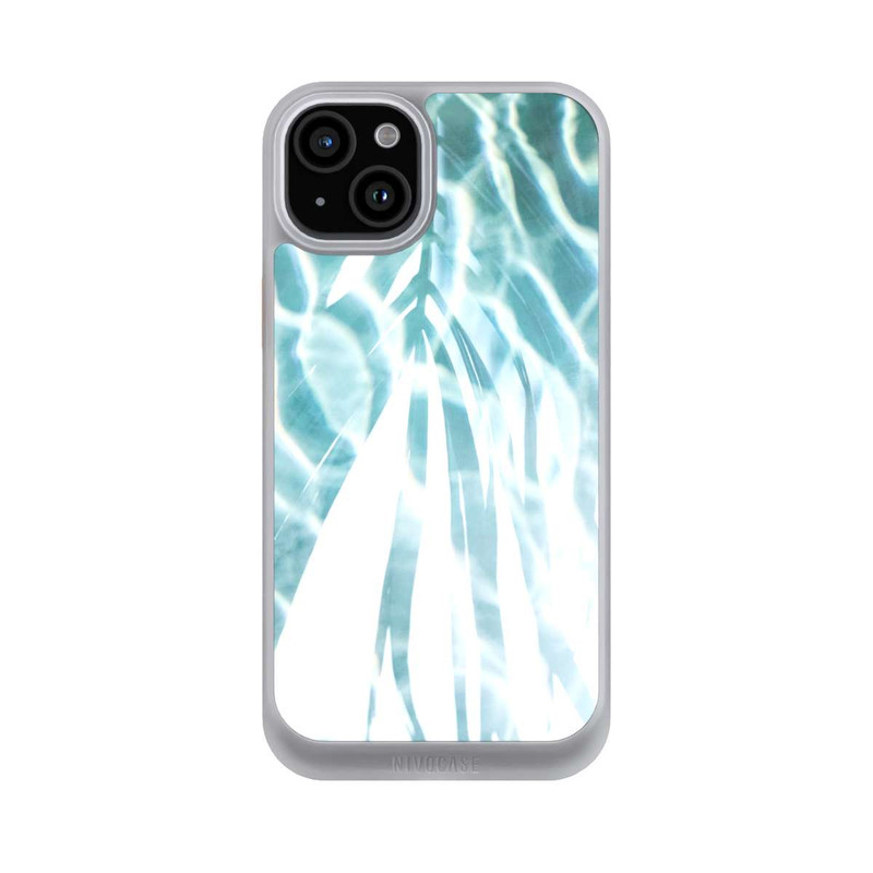 iPhone 15 Plus NIVOcore Wasser-Reflexionen 2