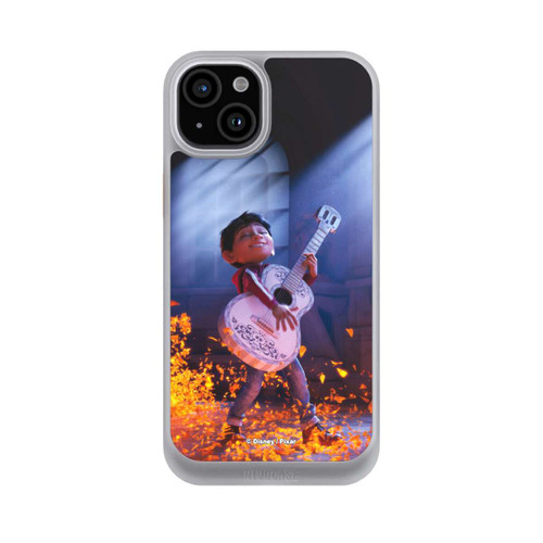Apple iPhone 15 Plus NIVOcore Miguel Coco Gitarrenfilm-Szene