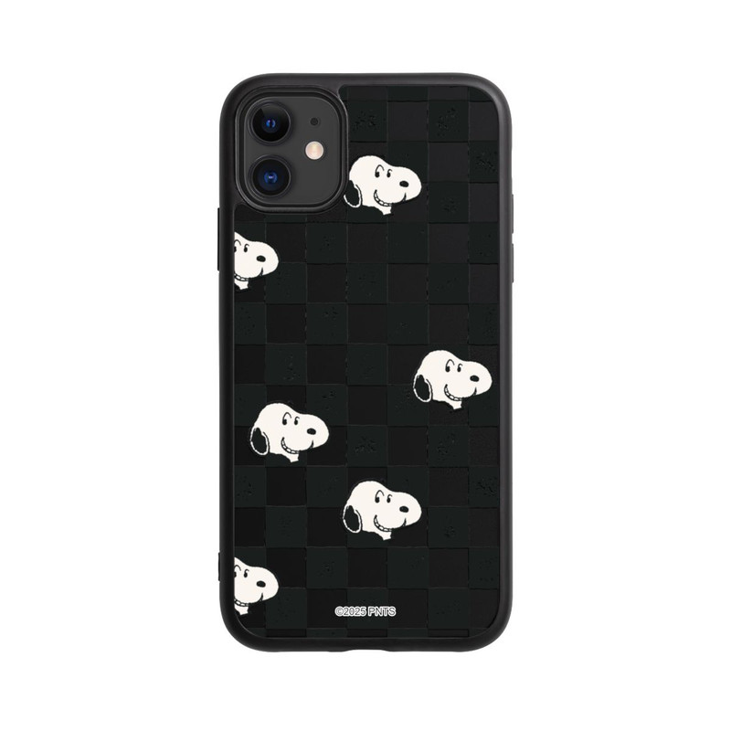 iPhone 11 Base Case Snoopy Checked Pattern
