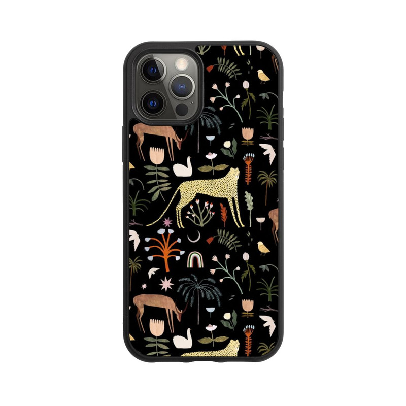 iPhone 12 Pro Base Case Wilde Gartenbuchstaben von Léa Le Pivert