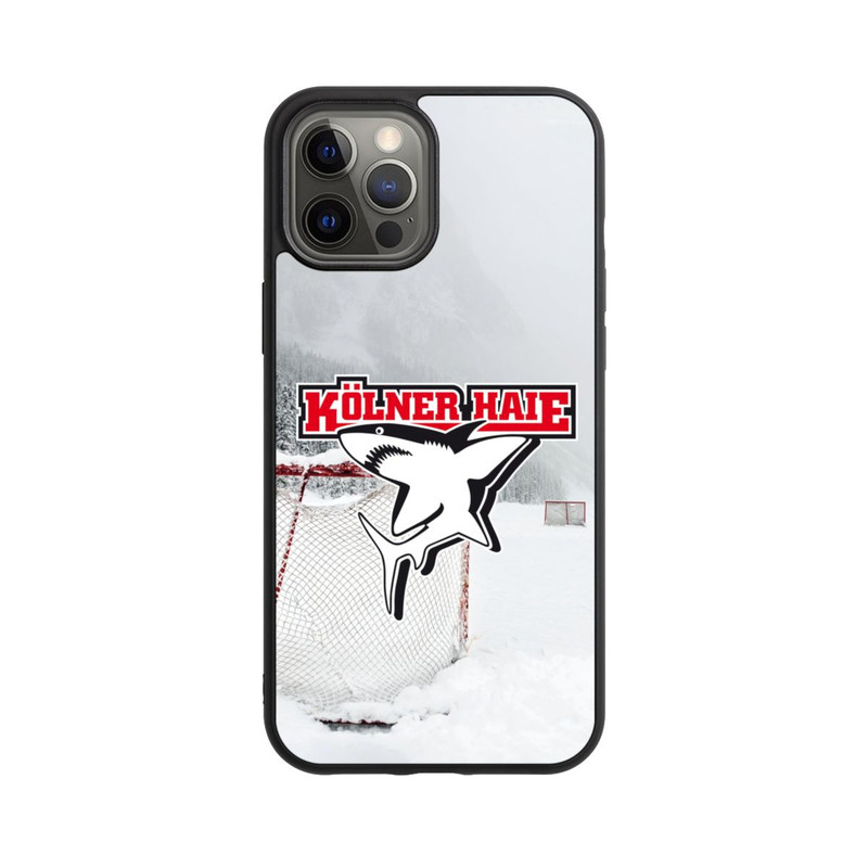 iPhone 12 Pro Max Base Case Trainingsplatz im Schnee