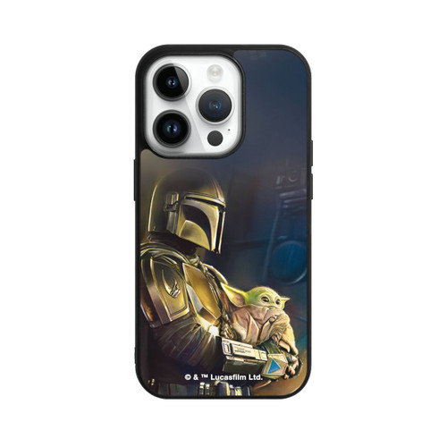Apple iPhone 14 Pro Base Case Mandalorianer und Grogu im Schiff