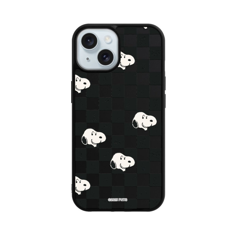 iPhone 15 Base Case Snoopy Checked Pattern