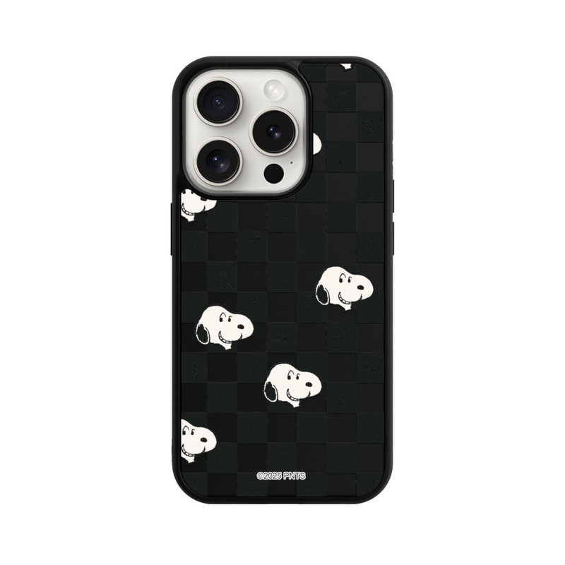 iPhone 15 Pro Base Case Snoopy Checked Pattern