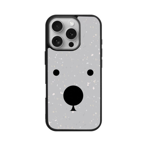 Apple iPhone 16 Pro Base Case Bär Nahaufnahme