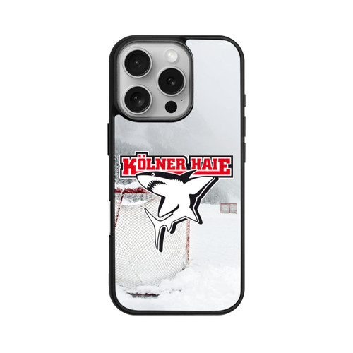 Apple iPhone 16 Pro Base Case Trainingsplatz im Schnee