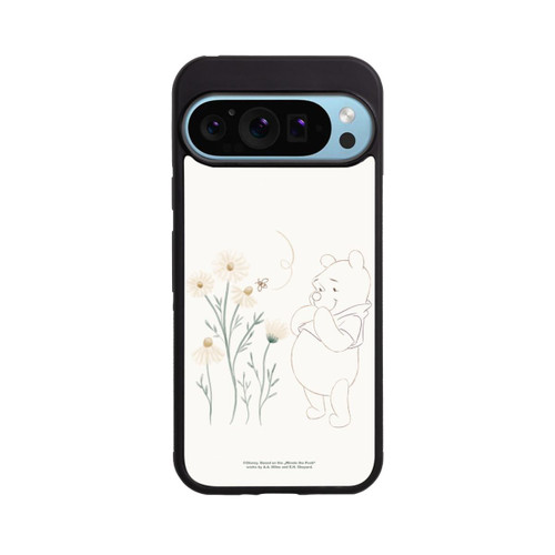 Google Pixel 9 Pro Base Case Winnie Puuh sieht sich Gänseblümchen an