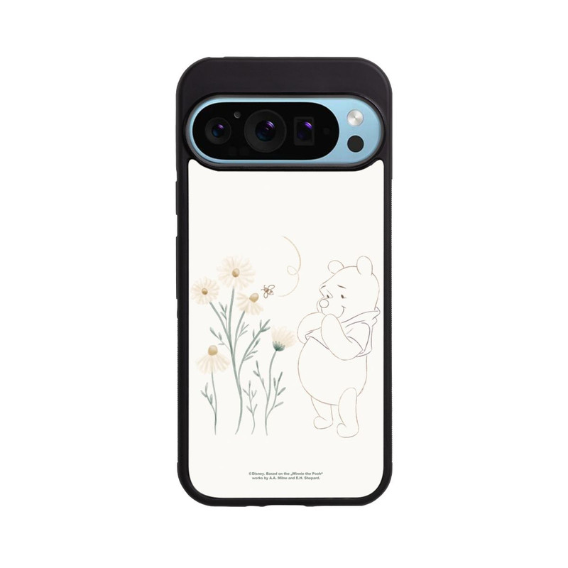 Pixel 9 Pro Base Case Winnie Puuh sieht sich Gänseblümchen an