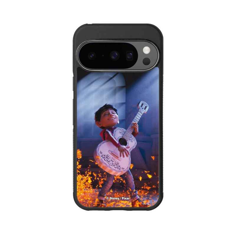 Pixel 10 Pro Base Case Miguel Coco Gitarrenfilm-Szene