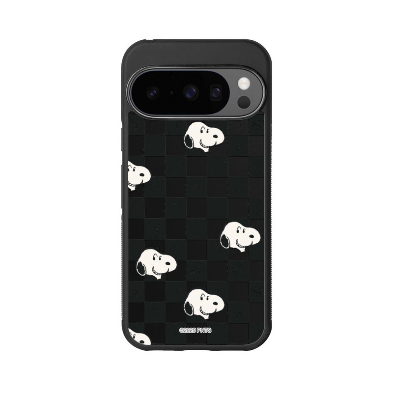 Pixel 10 Pro Base Case Snoopy Checked Pattern