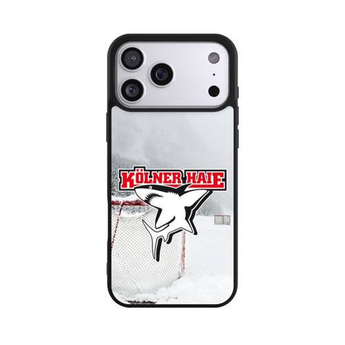 Apple iPhone 17 Pro Max Base Case Trainingsplatz im Schnee