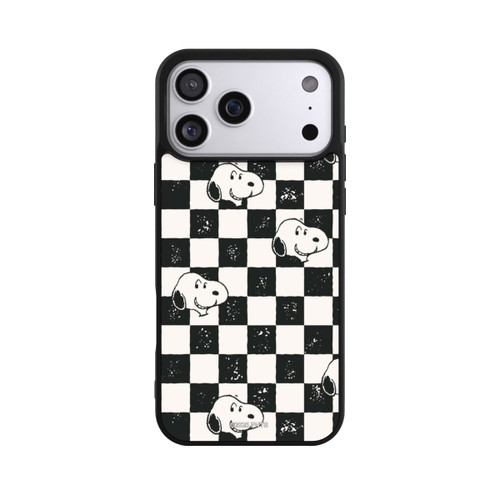 Apple iPhone 17 Pro Max Base Case Snoopy Heads Checked Pattern