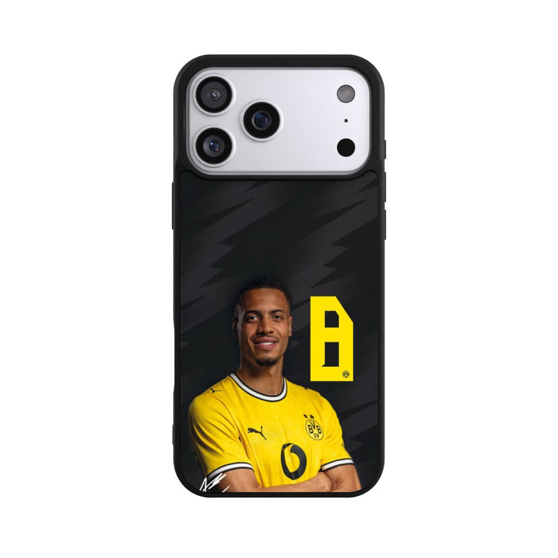 iPhone 17 Pro Max Base Case Felix Nmecha 26/27
