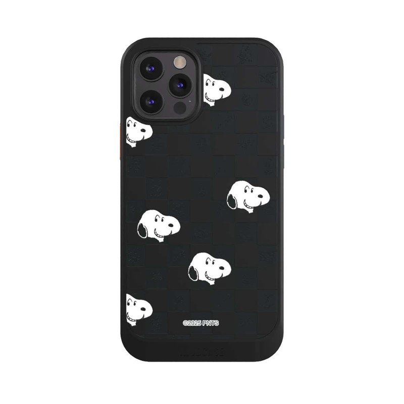 iPhone 12 Pro NIVOcore Snoopy Checked Pattern