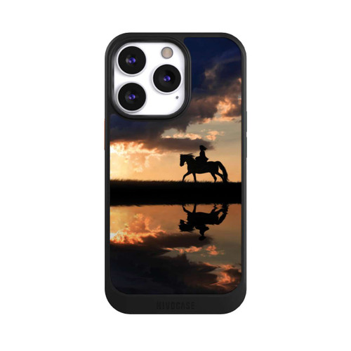 Apple iPhone 13 Pro NIVOcore Ausritt im Sonnenuntergang