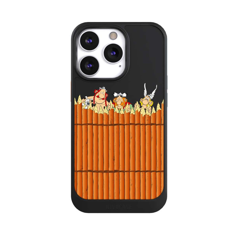 iPhone 13 Pro NIVOcore Gaul Behind Fence Transparent
