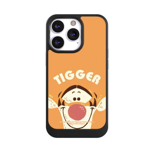Apple iPhone 13 Pro NIVOcore Tigger Close up