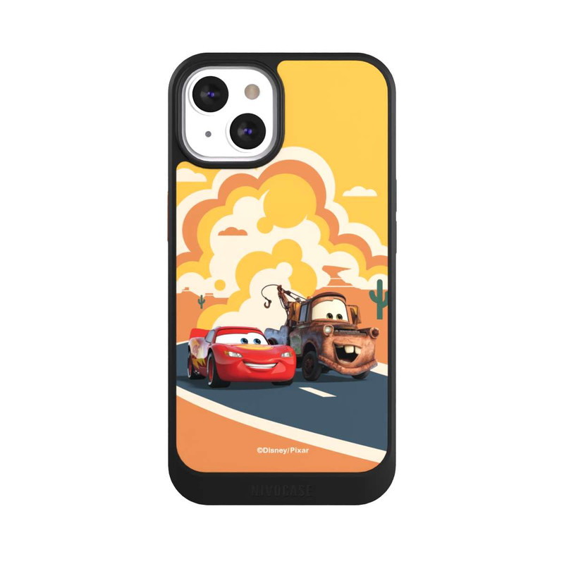 iPhone 13 NIVOcore Disney Cars Lightning McQueen Und Hook on the Road