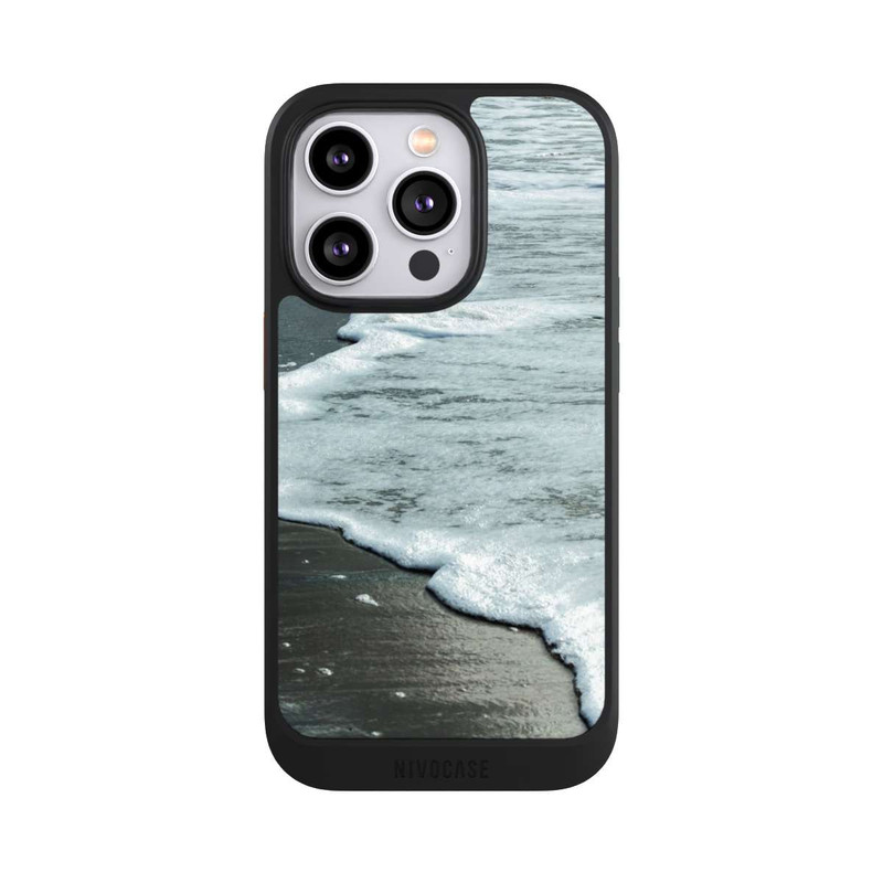 iPhone 14 Pro NIVOcore At The Beach