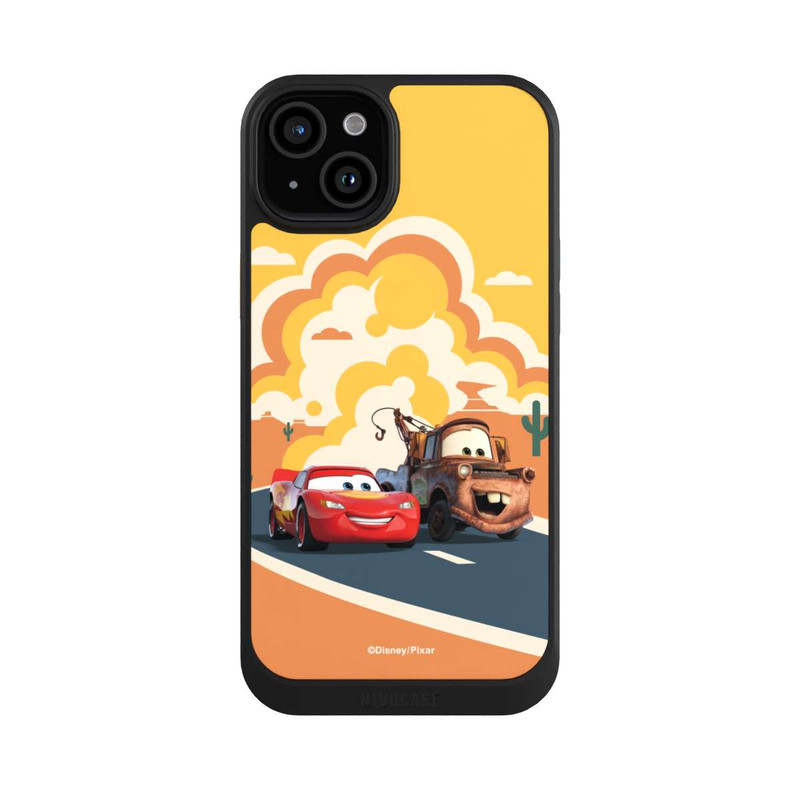 iPhone 15 Plus NIVOcore Disney Cars Lightning McQueen Und Hook on the Road