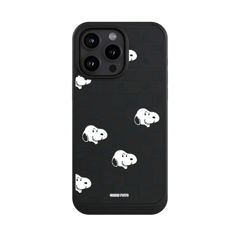 iPhone 15 Pro Max NIVOcore Snoopy Checked Pattern