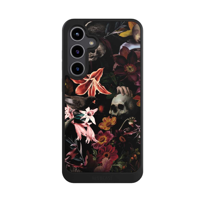 Galaxy S24 + NIVOcore Totenköpfe und Blumen auf dunklem Hintergrund
