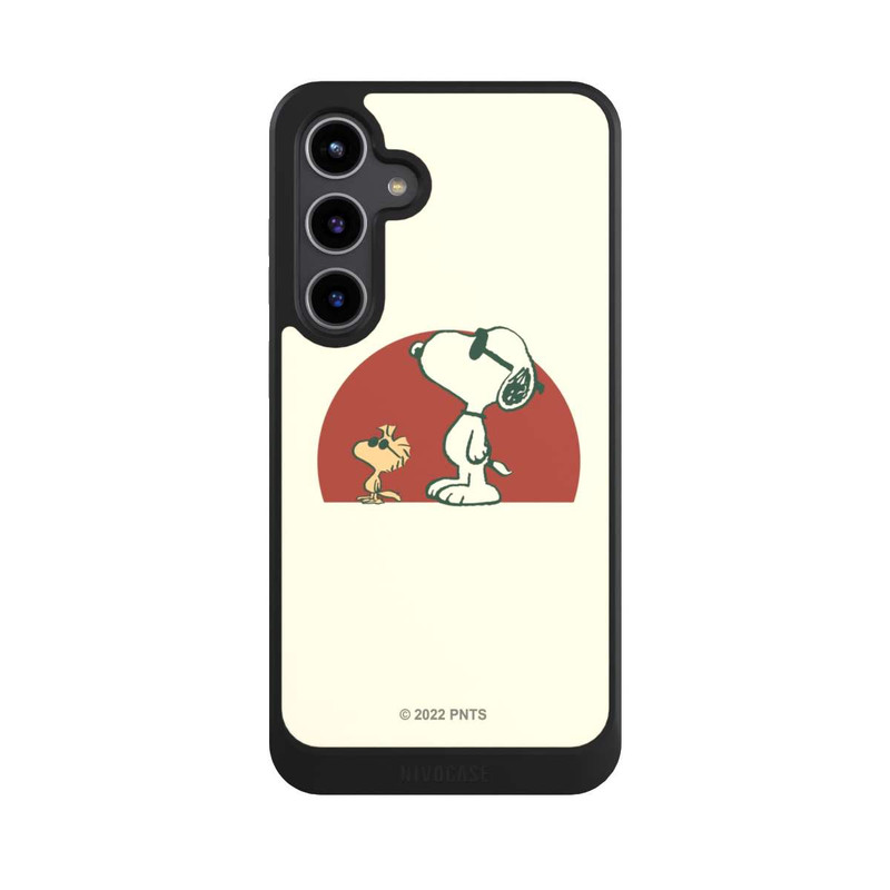 Galaxy S24 + NIVOcore Snoopy Woodstock weit draußen