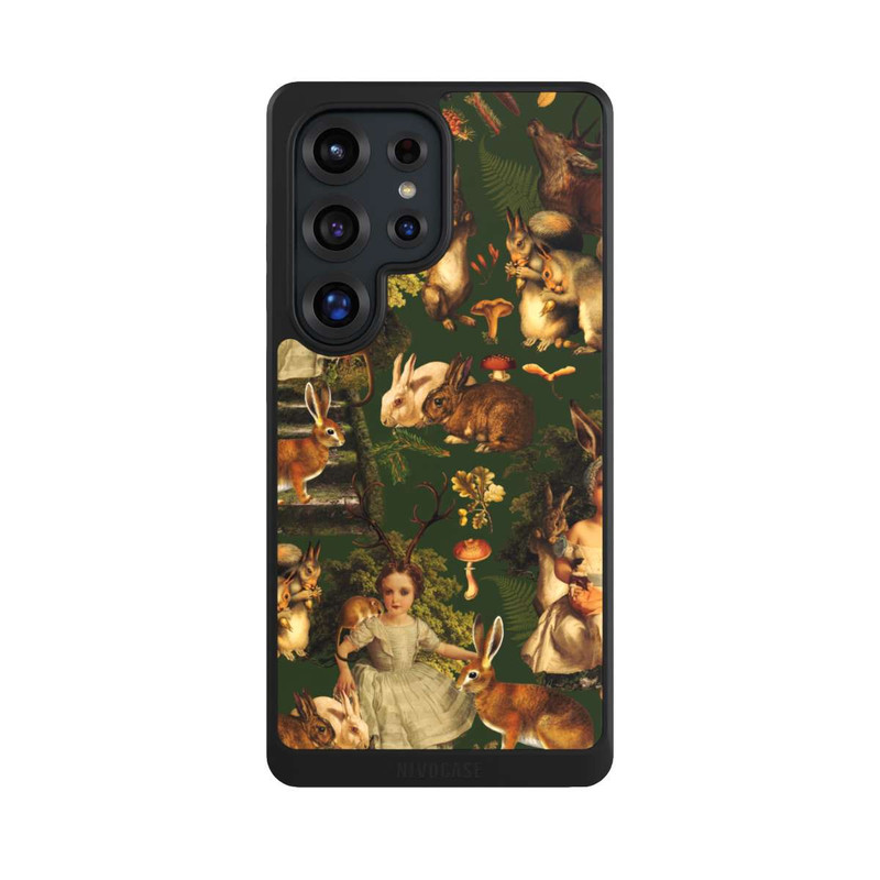 Galaxy S25 Ultra NIVOcore Girl and Animals in The Forest