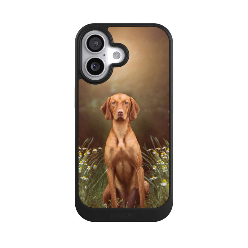 iPhone 17 NIVOcore Hund Braun Portrait