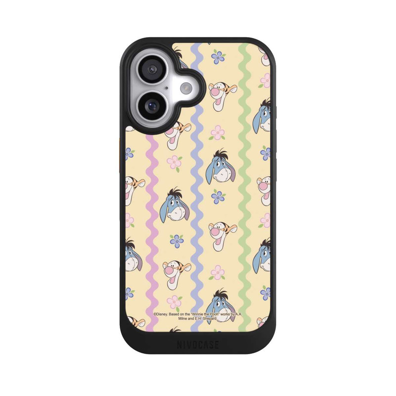 iPhone 17 NIVOcore Winnie the Pooh Sweet & Wild Friends