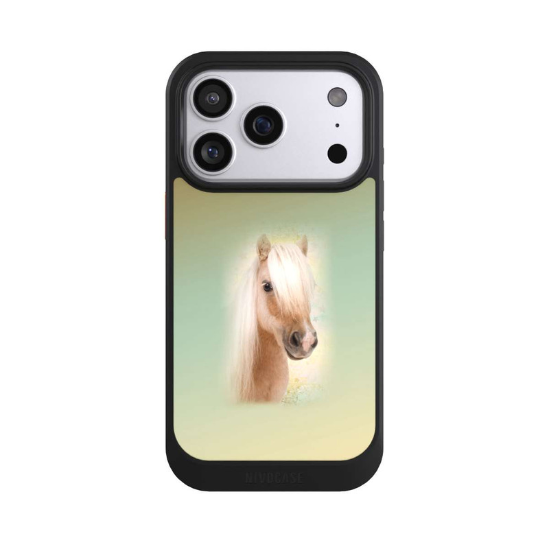 iPhone 17 Pro NIVOcore Haflinger Portait