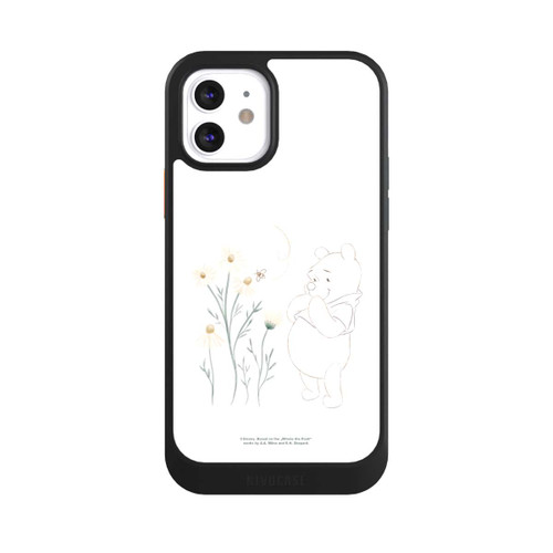 Apple iPhone 12 NIVOcore Winnie Puuh sieht sich Gänseblümchen an